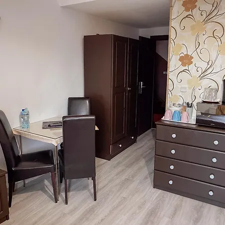 Homestay Genevra *