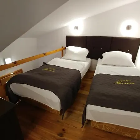 Homestay Genevra *